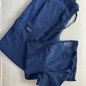 Women scrubs